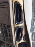 Jaguar S-type 2000 Centre air vent